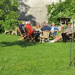 Couette-café Goute La Vie 3*